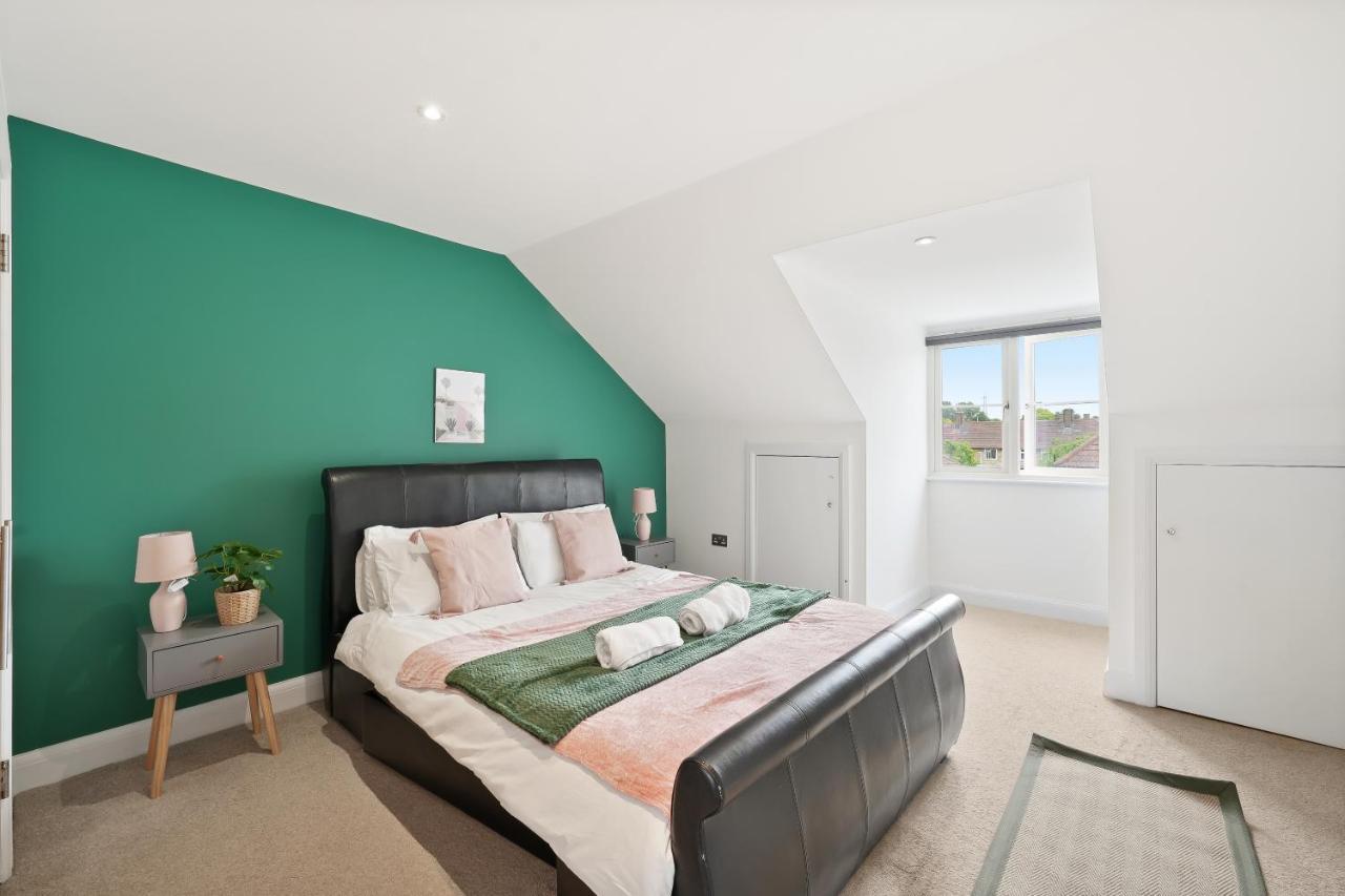 Lovely 4 Bed With Ensuite Free Wifi Off Street Parking In Sutton Morden  Экстерьер фото